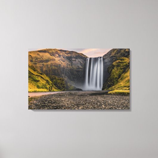 Skogafoss Waterval in de zondagsopstand Canvas Afdruk (Voorkant)