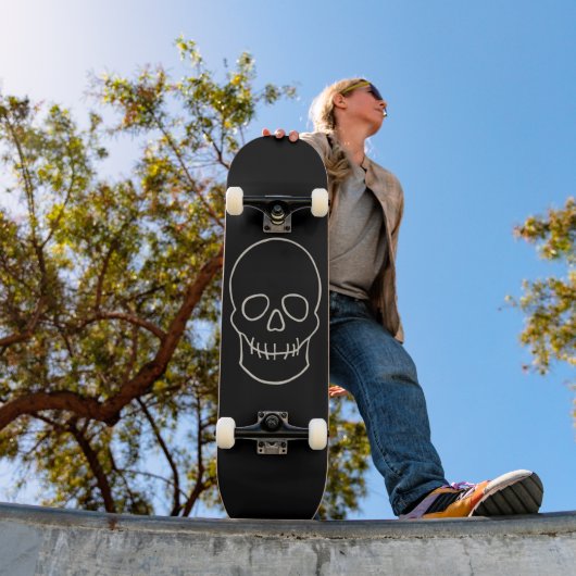 Skull - Bat Black en Bone White Skateboard (Buiten 1)