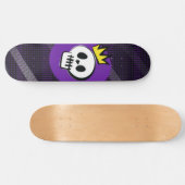 Skull King – Minimal Punk Skateboard (Horz)