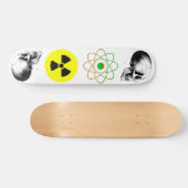 Skulls Atom Radiation Sign Skateboard (Horizontaal)