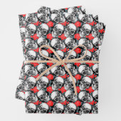 Skulls en rode rozen inpakpapier vel (In situ)