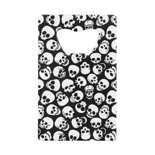Skulls in Black Background Pattern Kredietkaart Flessenopener (Voorkant)