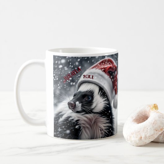 Skunk in Santa Hat Keramisch Ornament Koffiemok (Met donut)
