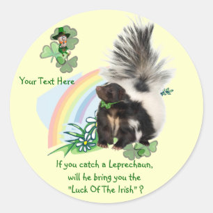 Skunks, Leprechauns en het "geluk van de Ieren" Ronde Sticker