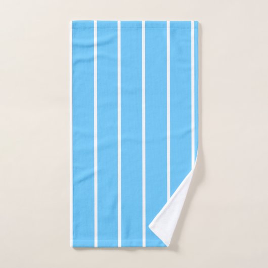 Sky Blue and White Summer Stripes Bad Handdoek (Handdoek)