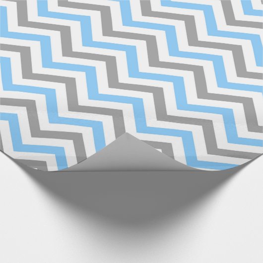 Sky Blue, Dk Grey Wht Large Chevron ZigZag Pattern Cadeaupapier (Hoek)