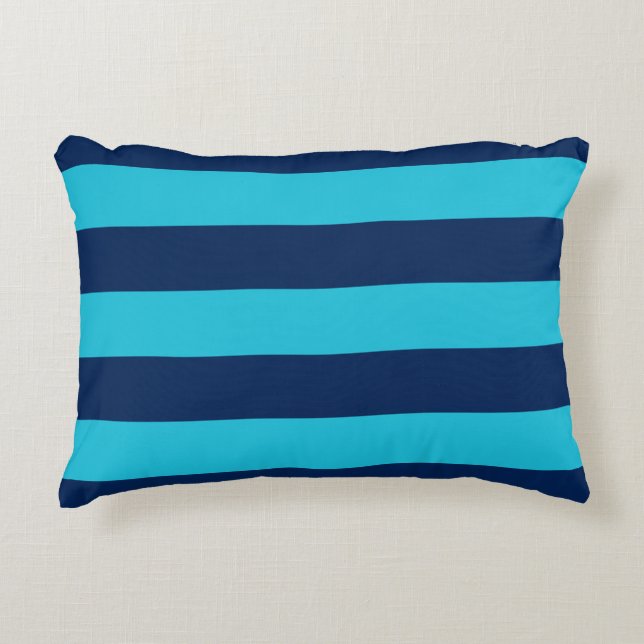 Sky Blue en Navy Stripe Pattern Accent Kussen (Voorkant)