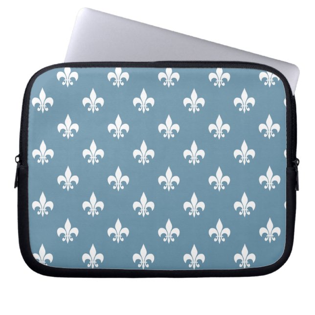 Sky Blue en White Fleur de Lis Pattern Laptop Sleeve (Voorkant)