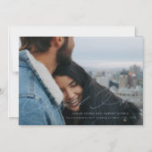 Sky Blue Scripted Wedding Change of Date Magnetische Uitnodiging (Voorkant)