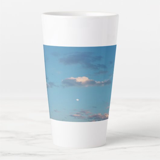Sky Dreamer - Mug en latte nuageuse (Devant)