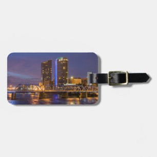 Skyline bij schemering, aan de Grand River Bagagelabel