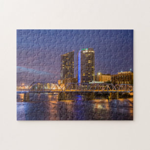 Skyline bij schemering, aan de Grand River Legpuzzel