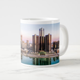 Skyline de Détroit à Dawn Jumbo Mug