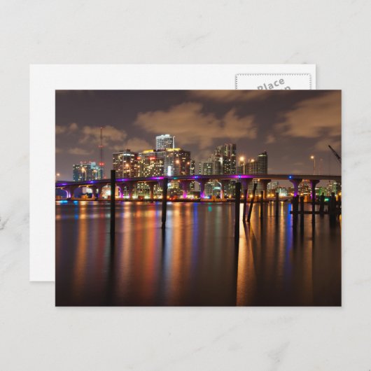 Skyline de Miami la nuit - Carte postale (Devant / Derrière)