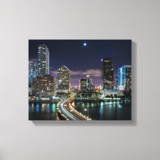Skyline of Miami city with bridge at night Canvas Afdruk