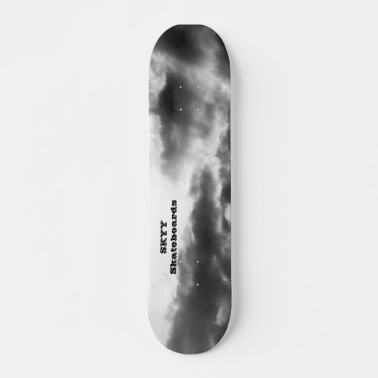 SKYY Storm Skateboard (Voorkant)