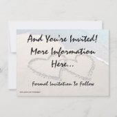 Sla de datum harten zand strand bruiloft uitnodigi save the date (Achterkant)