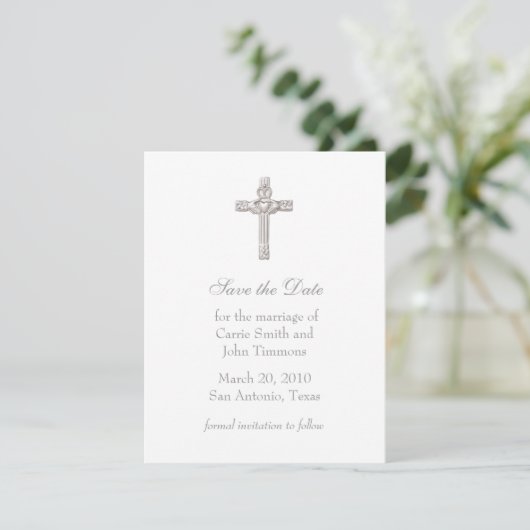 Sla de datum op met Claddagh Cross Save The Date (Staand voorkant)