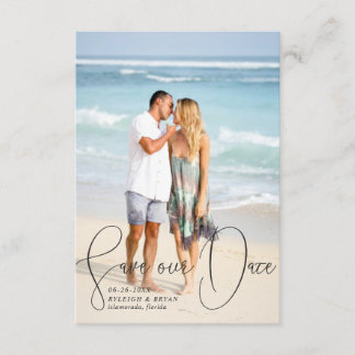 Sla onze datum verfijnde lijnen vloeiend penscript kaart