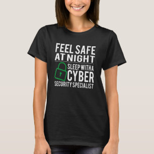 Slaap met een Cyber Security Expert Hacker Coding  T-shirt