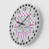 Slaapgrijze kat gevlekte ovale grote klok (Hoek)