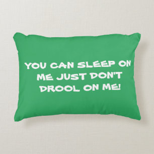 SLAAPWAARSCHUWING ACCENT KUSSEN