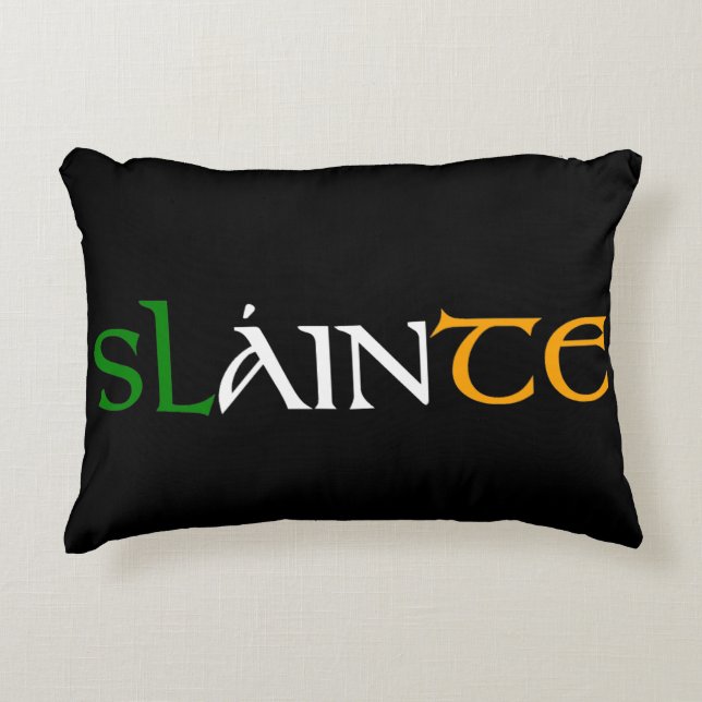 Slainte Pillow Decoratief Kussen (Voorkant)