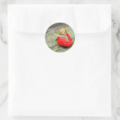 Slak op aardbei ronde sticker (Tas)