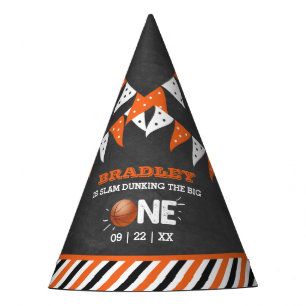 Slam Dunking the Big One   Basketball 1e verjaarda Feesthoedjes