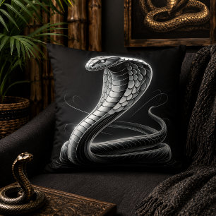Slangvormig comfort: Cobra-vormig kussen voor exot