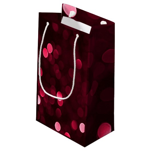 Slankerend kerstfeest met rode kerstlampjes Bokeh Klein Cadeauzakje (Achterkant Gekanteld)