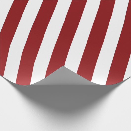 Slant Grote Strepen Lijnen Ruby Rood Metallic Wit Cadeaupapier (Hoek)