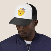 Slapend Face Emoji Trucker Pet (In situ)