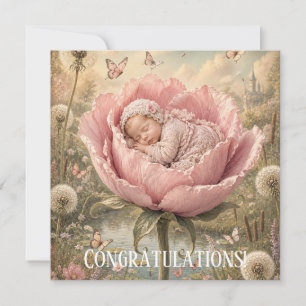 Slapende baby in roze bloem Gefeliciteerd