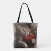 SLAPENDE ORANJE TABBY KAT MET HARTVORMIG KUSSEN DRAAGTAS (Achterkant)