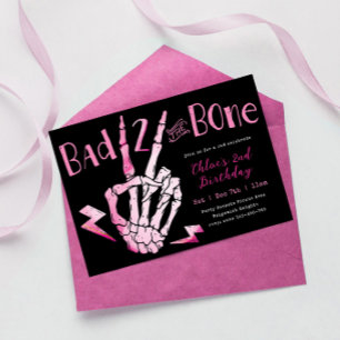 Slechte twee de Bone Girls Tweede Verjaardag Uitno Kaart