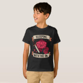 Sleeng. Met De Dm. Grappig Ontwerp T-shirt (Voorkant volledig)