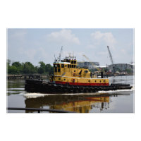 Sleepboot aan het werk bij de rivier