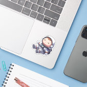 Sleeping Astronaut Sticker: Schattigee & Dromerige Sticker (Laptop met iPhone)