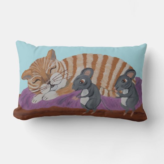 Sleeping Cat with Sneaky Mice Throw Pillow Kussen (Voorkant)
