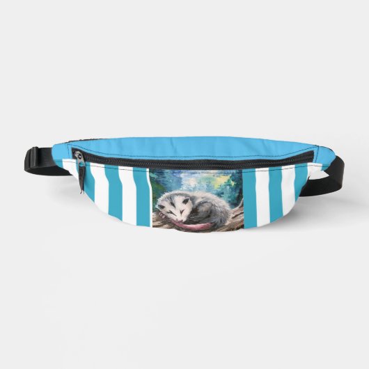 Sleeping possum fanny pack (Recto)