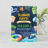 Sleepover Pool birthday party invitation (Debout devant)