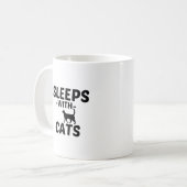 SLEEPS WITH CATS KOFFIEMOK (Voorkant links)