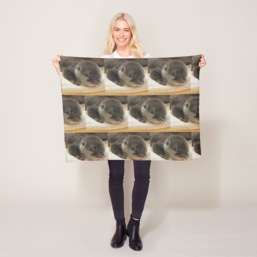 Sleepy Otters Fleece Deken (In situ)