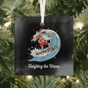 "Sleighing the Waves" Grappige Surfende Kerstman T Glas Ornament