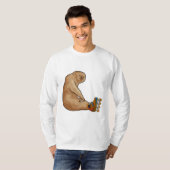 Sleuf als gealigneerd skater met gealigneerde scha t-shirt (Voorkant volledig)