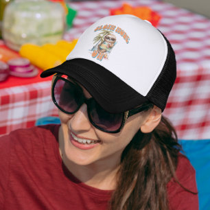 Sleufstand op laadklep trucker pet