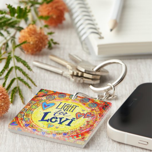 sleutelhanger "Licht voor Levi" (Voorkant Rechts)