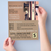 Sleutels in deur, slotenmaker reclamefolder flyer (Hand)