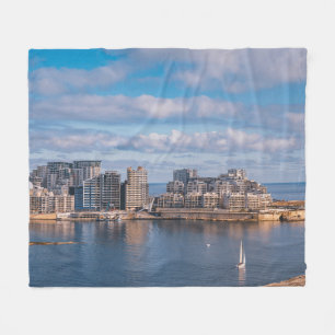 Slijmhaven en wolkenkrabbers op Malta Fleece Deken